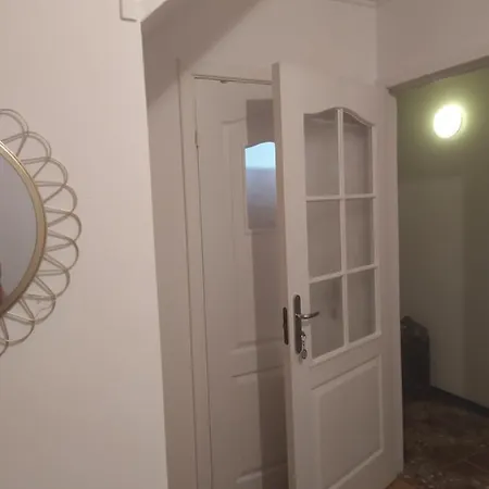 Pensionat Meadow House Lakowa 5 *
