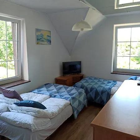 Meadow House Lakowa 5 Pensionat *
