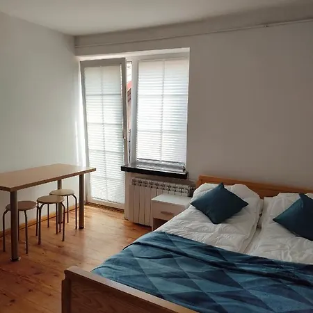 Meadow House Lakowa 5 Pensionat